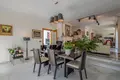 4 bedroom house 557 m² Dos Hermanas, Spain