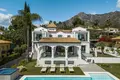 5 bedroom villa 461 m² Marbella, Spain