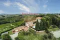 Propiedad comercial 2 200 m² en Florencia, Italia
