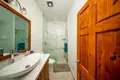 Haus 2 Schlafzimmer 274 m² Roatan, Honduras