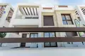 Mieszkanie 4 pokoi 71 m² Torrevieja, Hiszpania