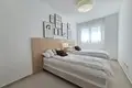 2 bedroom apartment 108 m² Manilva, Spain