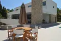 4-Schlafzimmer-Villa 615 m² Alicante, Spanien