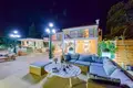 Dom 5 pokojów 300 m² Slatine, Chorwacja