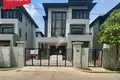 Villa de 5 habitaciones 108 m² Khan Chroy Changvar, Camboya