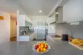 2 bedroom apartment 272 m² Benalmadena, Spain
