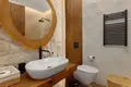 Villa de 4 dormitorios 420 m² Dobrota, Montenegro