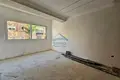 Mieszkanie 3 pokoi 98 m² Bashkia Vlore, Albania