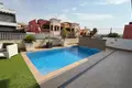 Villa de 4 dormitorios 118 m² Orihuela, Španjolska