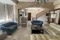 4 bedroom house 350 m² Episkopi Municipality, Cyprus