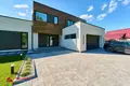 Cottage 289 m² Lieskaŭka, Belarus