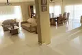 Villa 4 chambres 360 m² Aradíppou, Chypre