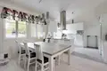 Haus 5 zimmer 154 m² Tuomikyla, Finnland