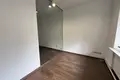 Commercial property 3 rooms 40 m² in Warsaw, Poland
