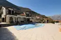 4-Schlafzimmer-Villa 751 m² Muo, Montenegro