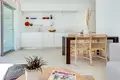 Mieszkanie 2 pokoi 87 m² Torrevieja, Hiszpania