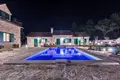 Haus 5 Schlafzimmer 350 m² Gespanschaft Split-Dalmatien, Kroatien