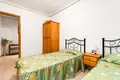 Mieszkanie 2 pokoi 75 m² Torrevieja, Hiszpania