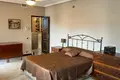 7 bedroom house  Urbanizacion Dona Pepa, Spain