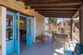 Hotel 830 m² Tochni, Cypr