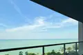 Piso independiente 2 habitaciones 98 m² Na Kluea, Tailandia