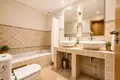 2 bedroom apartment 118 m² Estepona, Spain