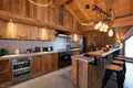 Chalet 5 chambres  en Lyon, France