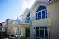 Villa de 4 dormitorios 220 m² Trimithi, Chipre del Norte