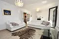Casa 9 habitaciones 282 m² Budva, Montenegro