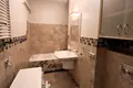 Commercial property 2 rooms 65 m² in Warsaw, Poland