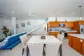 Haus 2 Schlafzimmer 274 m² Roatan, Honduras