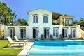 Villa 8 bedrooms 450 m² in France, France