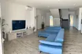 4-Schlafzimmer-Villa 277 m² Kastel Stafilic, Kroatien