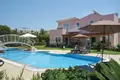 4-Schlafzimmer-Villa 327 m² Peyia, Zypern