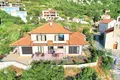Villa de tres dormitorios 183 m² Sveti Stefan, Montenegro