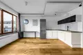 2 bedroom apartment 68 m² Warsaw, Poland