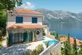 Villa de 9 habitaciones 241 m² Kostanjica, Montenegro
