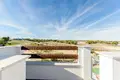 Mieszkanie 4 pokoi 71 m² Torrevieja, Hiszpania