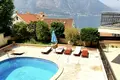 2 bedroom apartment 90 m² Dobrota, Montenegro