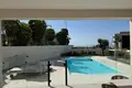 villa de 5 chambres  en Demos Agiou Athanasiou, Chypre