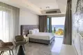 Квартира 2 комнаты 120 м² Koinoteta Parekklesias, Кипр