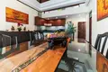 Villa de tres dormitorios 300 m² Ban Bang Thao, Tailandia