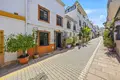 4 bedroom house 225 m² Dos Hermanas, Spain