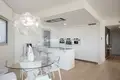 Mieszkanie 2 pokoi 104 m² Benalmadena, Hiszpania