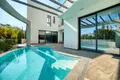 5-Schlafzimmer-Villa 594 m² Germasogeia, Zypern