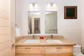Condo 17 pokojów 1 087 m² Roatan, Honduras