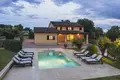 Casa 8 habitaciones 420 m² Grad Pazin, Croacia