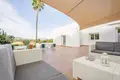 Villa de 4 dormitorios 269 m² Estepona, Španjolska