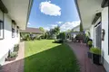 Casa 200 m² Walerianowo, Polonia