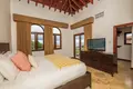 Szeregowiec 2 pokoi 226 m² Roatan, Honduras